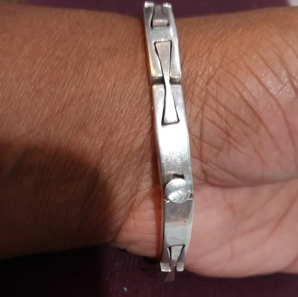 Sterling Silver Bracelet - Picture 3 of 9